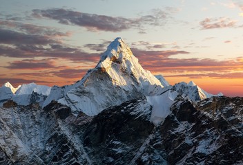 八年级把文言文唱成歌的